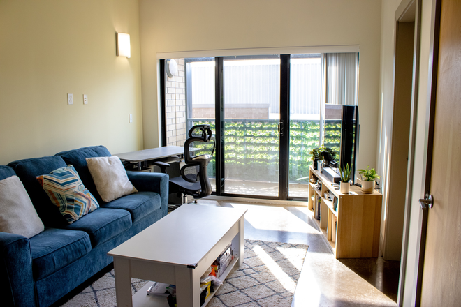 Living Room - The square Apartments