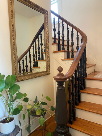 Entrance - Cozy private room and bathroom in Victorian home.