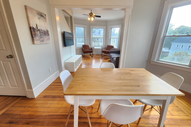 Dining Room - Private Tiny Room, 15 Minute Walk to Brown, All Utilities Included, Furnished Apartments