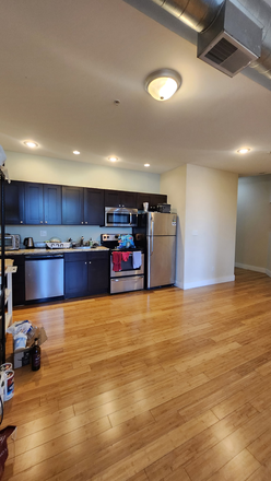 Kitchen - Woodburn Apartments
