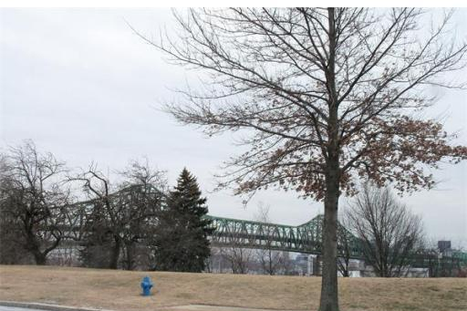 Tobin bridge - Quiet Room & bath in condo at top of Admirals Hill close to Tobin Bridge