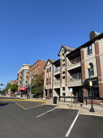 Street View - Towne Centre