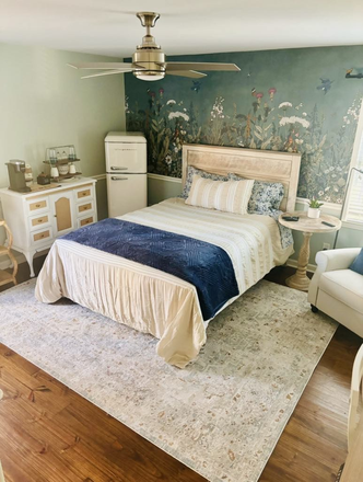 Bedroom - Fully Furnished 1BR Suite with Private Entrance near MUSC House