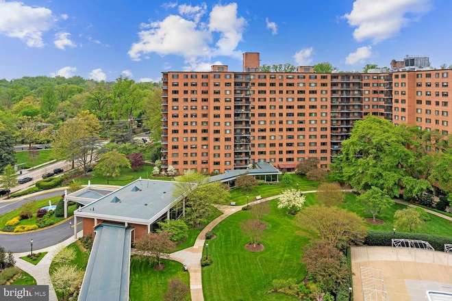 Birdview of the Condo building (see virtual tour link in the post) - Fully Furnished 1BR/1BA in Cathedral Heights | Utilities + Wi-Fi Included | Available mid-June 2026