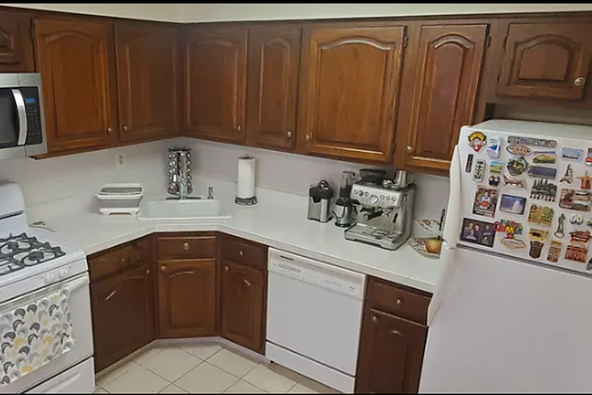 Kitchen - Furnished 2BR thome-Aldgate Ct-Princeton