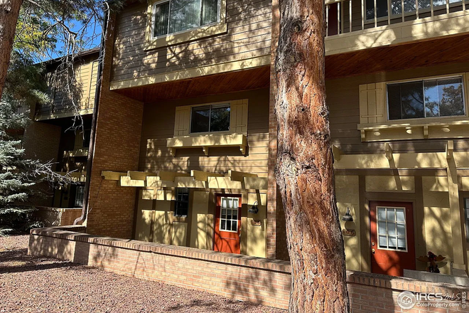 Outside view - Wimbledon Condominiums