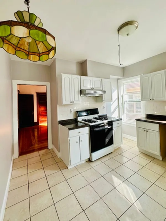 kitchen - Bay State Avenue, 5 bed 2 bath available June 2025! Apartments