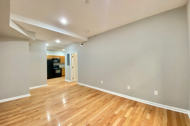 Living room - 2310 N Broad St Townhome Unit 2F