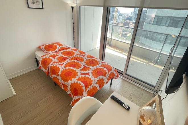 Bedroom - Fully Furnished Private Rooms | Near Toronto Metropolitan University & Yonge-College
