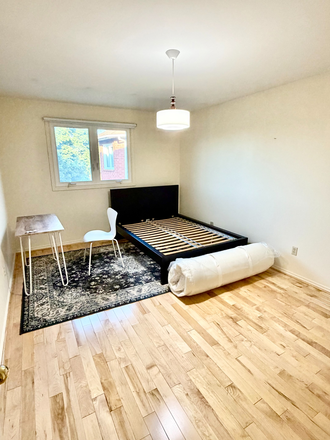Bedroom 1 - Whole house Furnished/ or Individual Furnished Rooms for Rent (utilities included) - Walkable to UTM
