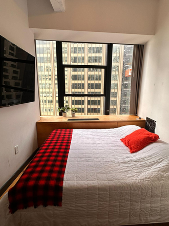 Bedroom - 110 Wall Street – Shared Student & Intern Housing Apartments