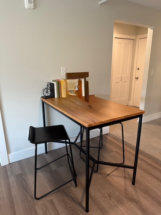 Dining Area - Sublet Available in Recently Updated Building - Walk to Campus! Apartments