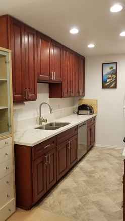 left side kitchen (program won't advance w/o description) - Furnished 1 BR Villa La Jolla Condo