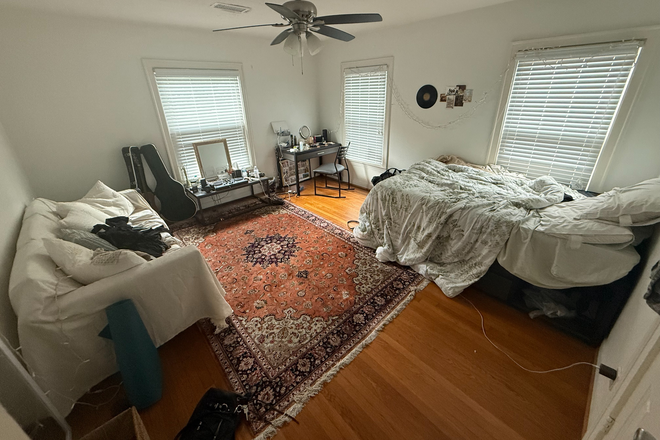 Master Bedroom - Bolsover St. Home, sublease starting January 2027, 3 min walk to campus