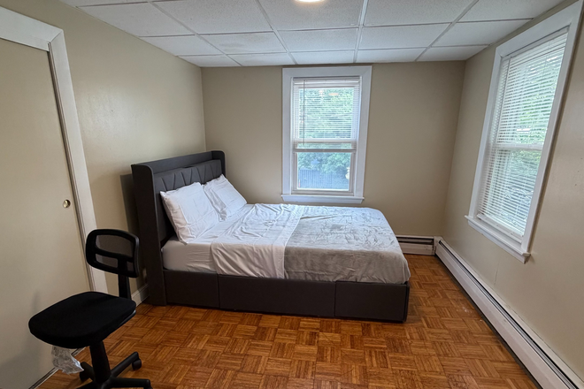 Bedroom - Furnished 2BR Apt Near Kendall, Walking Distance to MIT Campus
