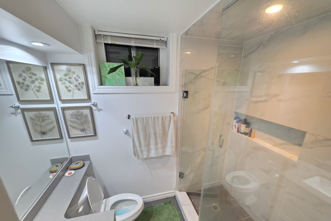 Shared Bathroom - (FOR VEGAN) Private room for rent in a shared basement at Morna Avenue House