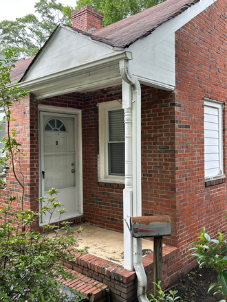 Porch - ONE BLOCK FROM DUKE - GORGEOUS DUPLEX WITH YARD  - LANCASTER ST - PETS ALLOWED Duplex
