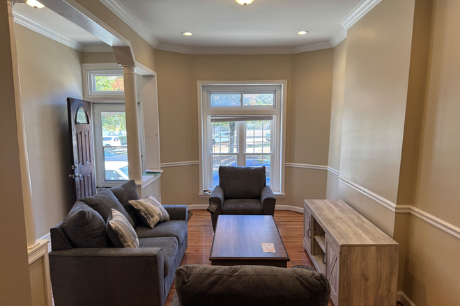 Family/Living Room - Furnished with Parking Space + Utilities Included Townhome