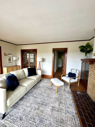 Shared Living Space - Private Room in Shared 3-Bedroom Furnished Apartment – Across from Xavier University