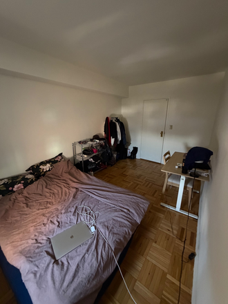 bedroom - Looking for a girl to take 1bd/3bd apartment (lease 1 year)