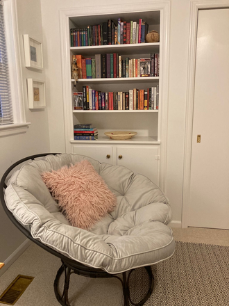 downstairs bedroom - Fully Furnished House with Great Location in Boonsboro