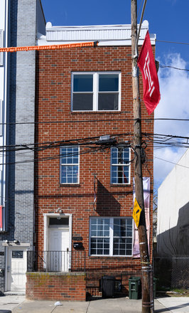 House - OCP - Full House With Huge Backyard