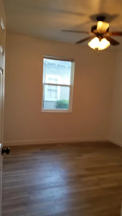 Bedroom - Midtown Townhome - 5min Walk to Campus