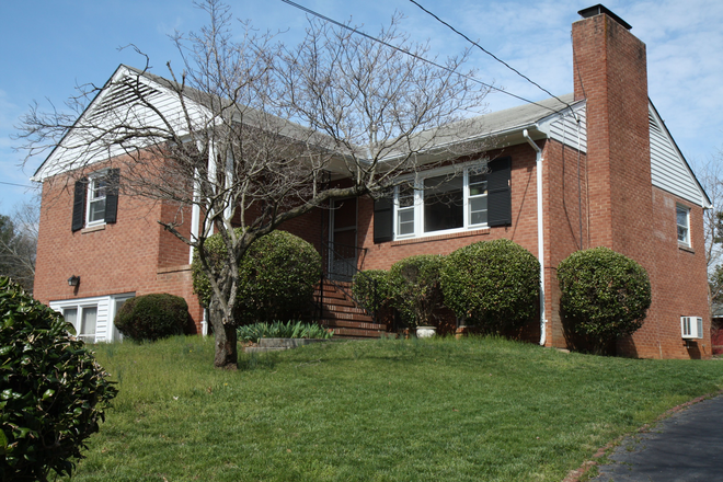 Outside Street View - 205A Harris Road-Fry's Spring area Duplex
