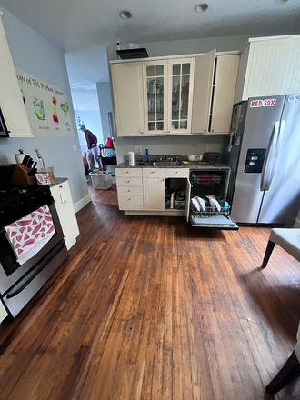 Living room - No broker fee/ no last month deposit, 4 bedrooms/1 bar for $6400 Triplex