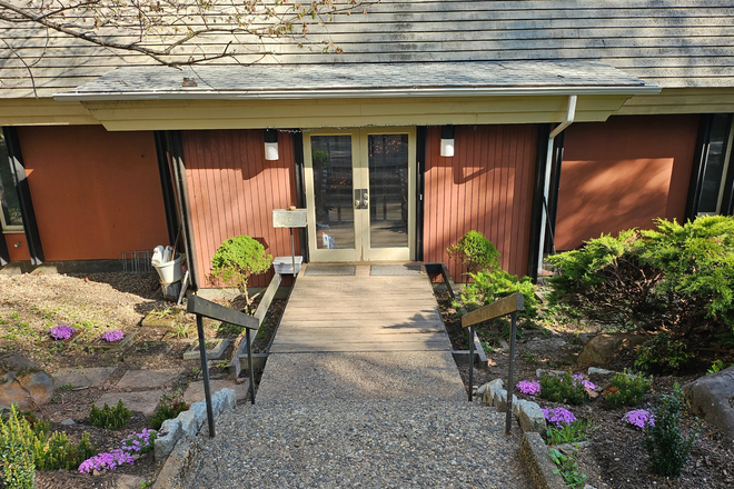 Front entrance, from private driveway - Furnished 4BR home-Mansgrove Rd-Princeton
