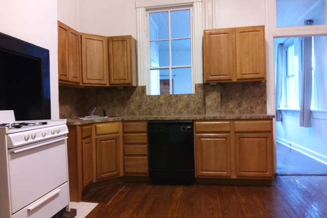 Kitchen - 2-bedroom apartment located just south of Charles Village