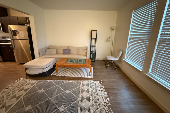 Living room - Relet:Furnished 2BR thome for PU faculty/staff only-N. Stanworth Dr-Princeton