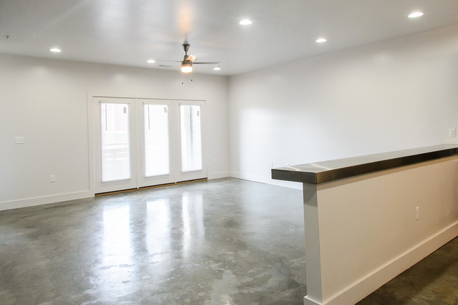 Photo - Myers Flats Apartments