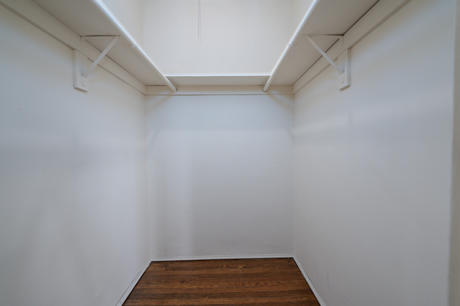 Large Closet - 100 University Parkway Apartments