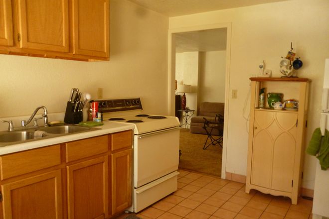 Kitchen - Mountain Village - Walk to class! Apartments