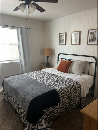 Tulare room - Bobcat house/Tulare room