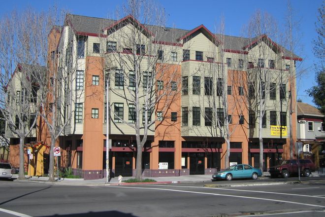 Outside location - [Summer Sublet] 2616 Telegraph Avenue
