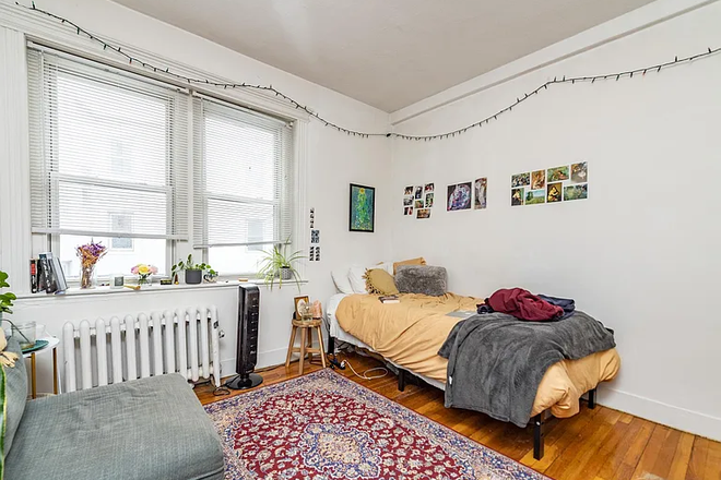 Bedroom - 1 Bed Summer Sublet in Fenway, Available May or June-August