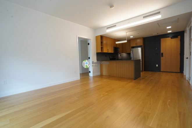 1 - JUN-JUL-AUG-SEPT 2026-Gorgeous 1bed & 2 beds $ 3 beds apartment, Elevator, Pets OK! NO FEE