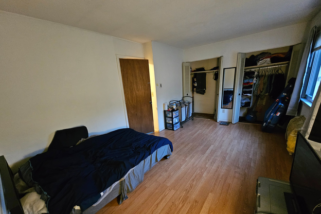 Bedroom for sublease - The Brook Condominiums