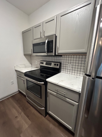 Kitchen - Daniel Island Condo - 2 Bedroom- First Floor