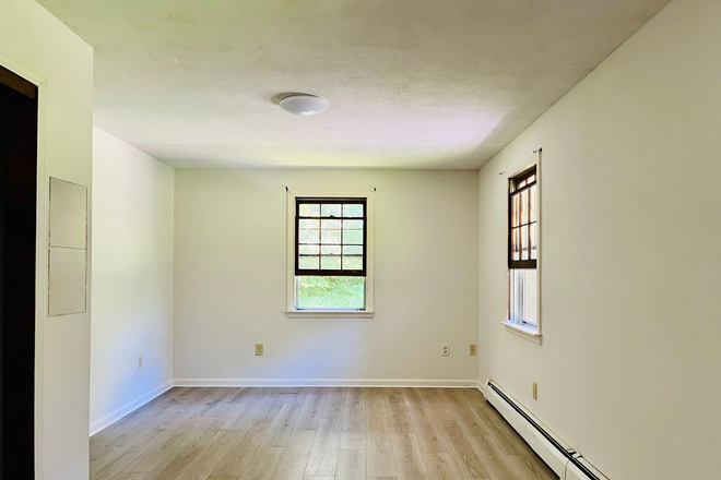 Bedroom - House close to campus