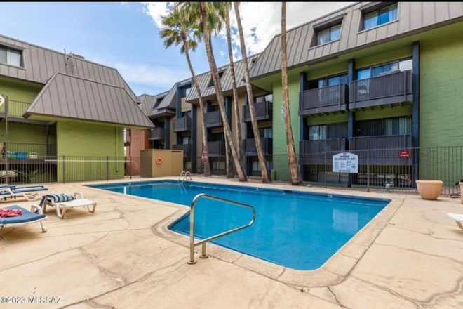 Pool - Fully Furnished Campus Walk Condo