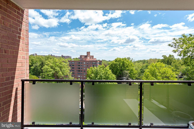 View from the balcony - Sun-filled Luxury Three Bedroom Apartment for Rent