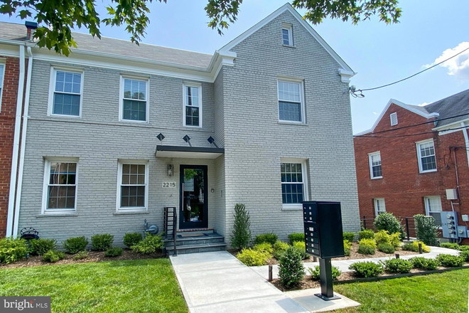 Entrance - NEW Glover Park Apartment for Rent! - 1BR / 1 Bath