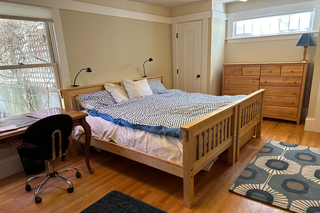 Bedroom - Unit in single family home on quiet street