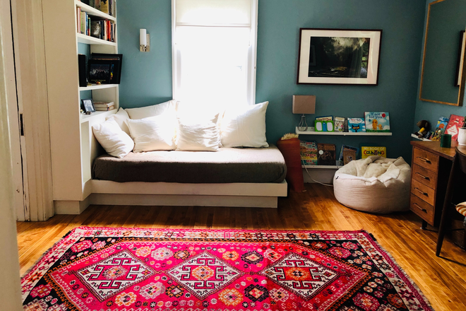 parlor - ENTIRE Furnished 4-Bedroom, 3-Bath Historic Home in Florence —  UTILITIES INC