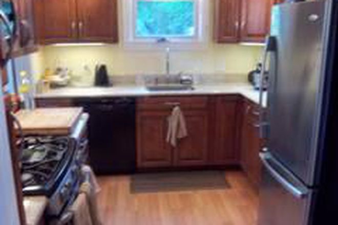 Kitchen - $650 / 1300ft sqr- 3 Rooms  5 min from JHU - Free on demand night ride, curb-to-curb service to room House