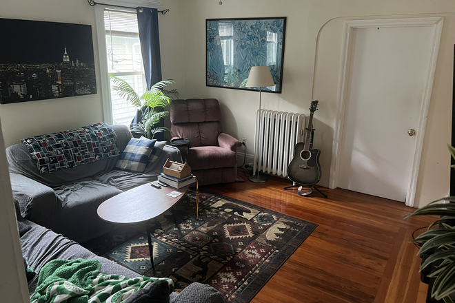 Living Room - Large 175 Sq Ft Room – Davis Sq – Red & Green Line – $1,250 Apartments