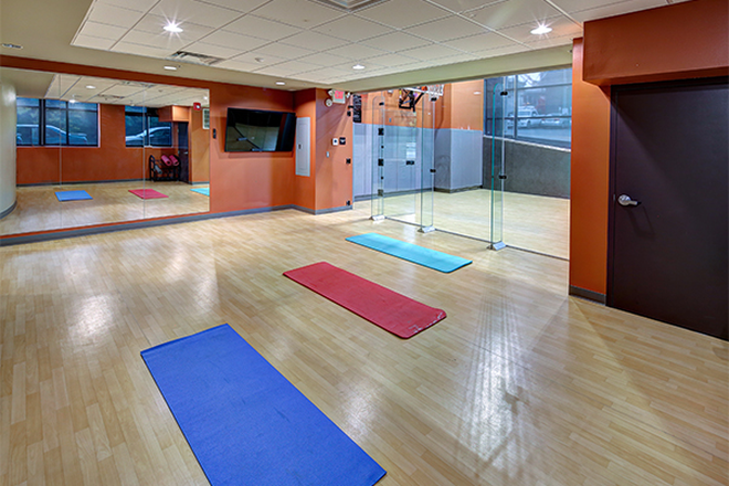 Studio - 8 1/2 Canal Street Apartments